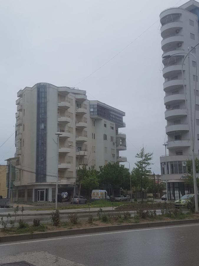 Casa Al Centro Apartment Vlorë Екстериор снимка